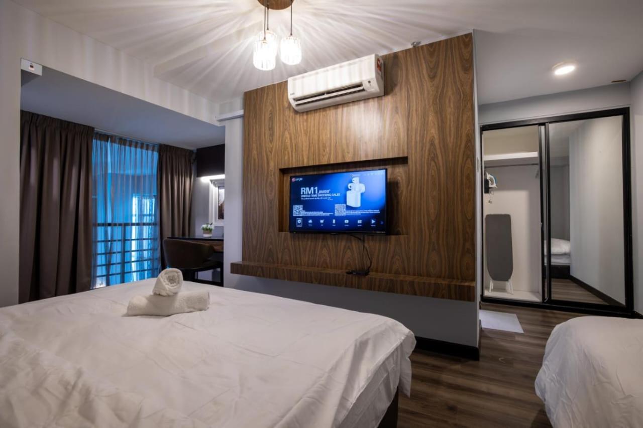 Loft Pano Seaview Suite 2 Bedroom By The Only Bnb Jelutong Buitenkant foto