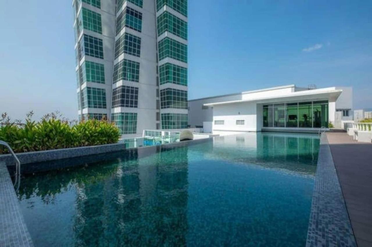 Loft Pano Seaview Suite 2 Bedroom By The Only Bnb Jelutong Buitenkant foto