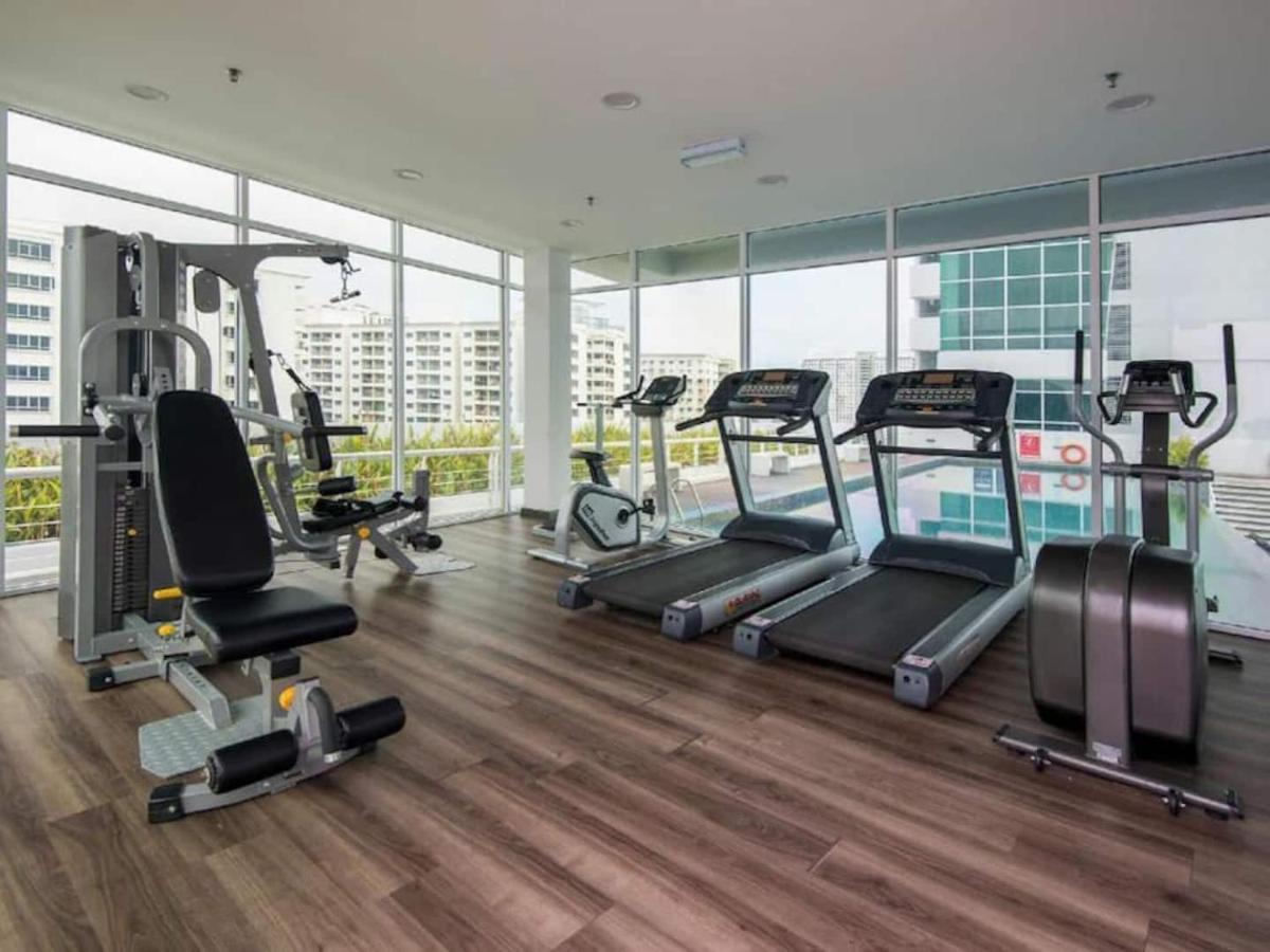 Loft Pano Seaview Suite 2 Bedroom By The Only Bnb Jelutong Buitenkant foto